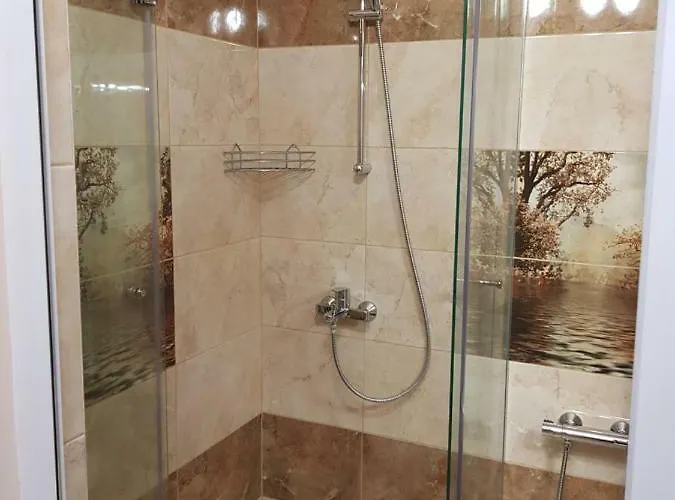 Хепи Апартмънтс Hotel