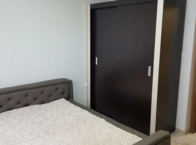 Хепи Апартмънтс * Plovdiv